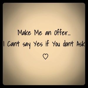 All reasonable offers considered 🖤